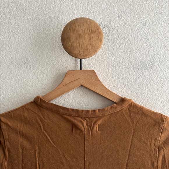 Lacausa Terracotta Tshirt - Picture 4 of 7